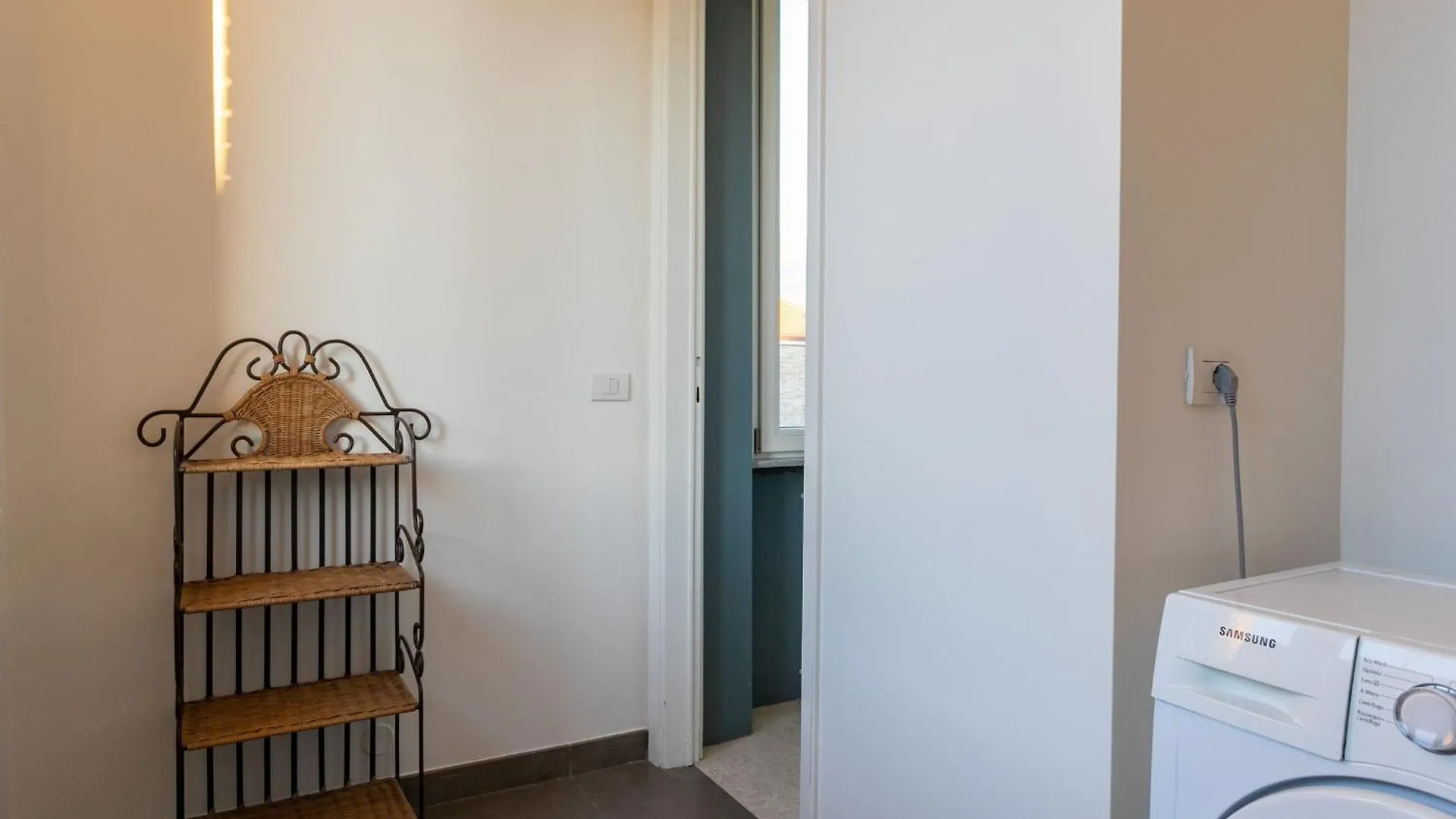 Serra 2Br Apartment With Terrace By Halldis Милан